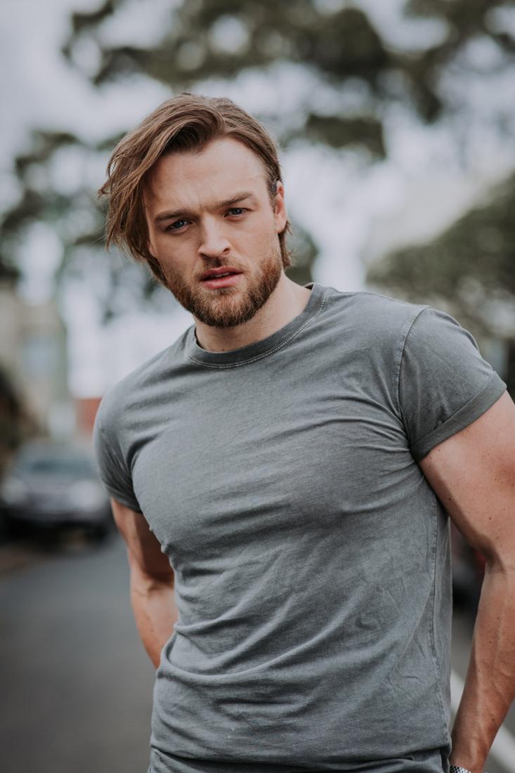 Haydan Hawkins, leaning